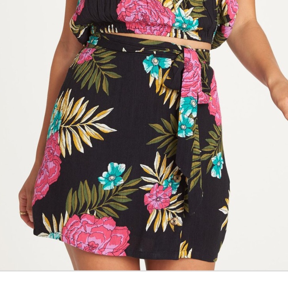Billabong Black Floral Mini Skirt